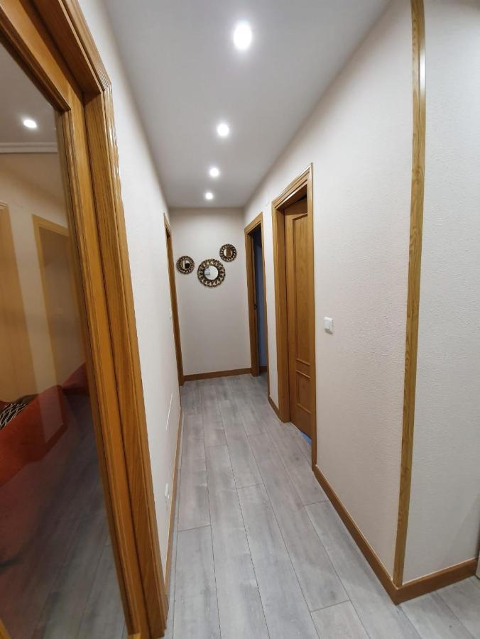 Apartment De Tres Con Garaje Y Todos Servicios Cerca Burgos